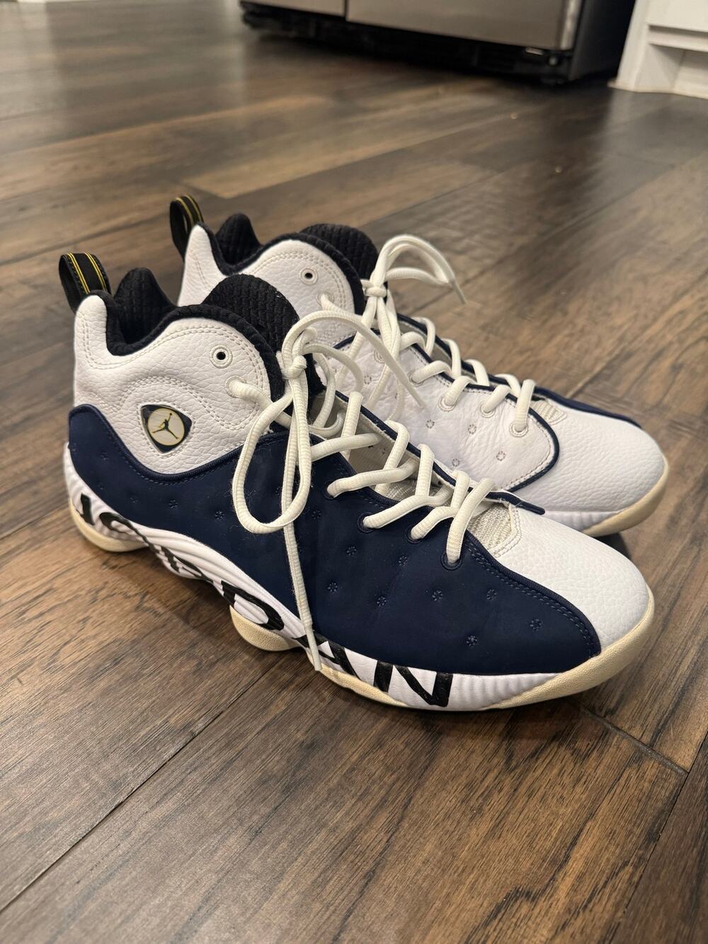 Nike Air Jordan Jumpman Team II 819175-417 White Navy Men’s Size 10 Shoes